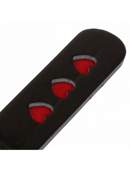 Paddle noir à coeurs rouges